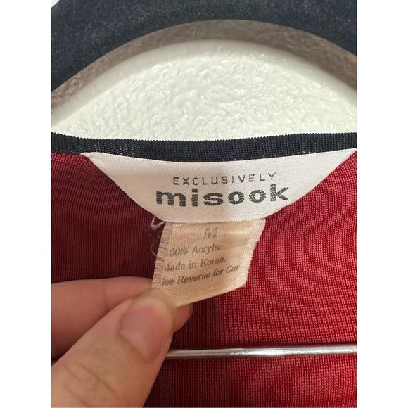 Misook Red & Black Acrylic Sweater Sz Medium Long Sleeve Women's - Picture 4 of 4